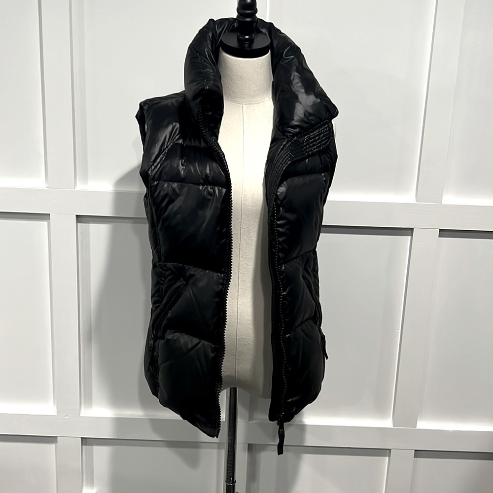 SAM Black Down Sleeveless Vest, M